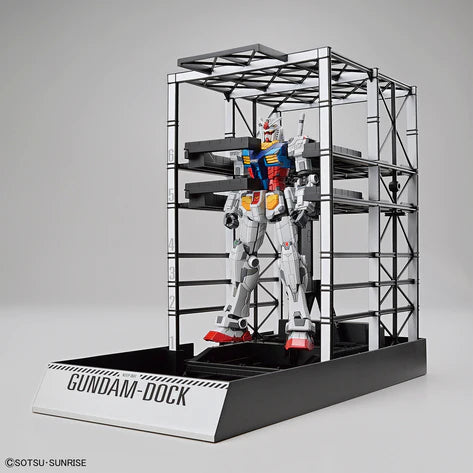YOKOHAMA GUNDAM FACTORY 1/144 RX-78-F00 GUNDAM AND GUNDAM DOCK