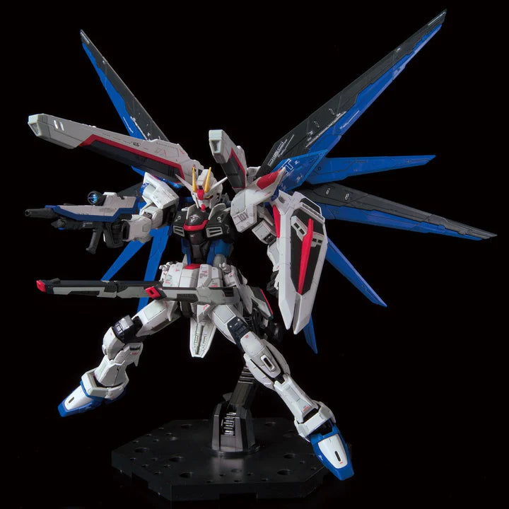 RG Limited - Bandai - ZGMF- X10 FREEDOM GUNDAM VER.GCP
