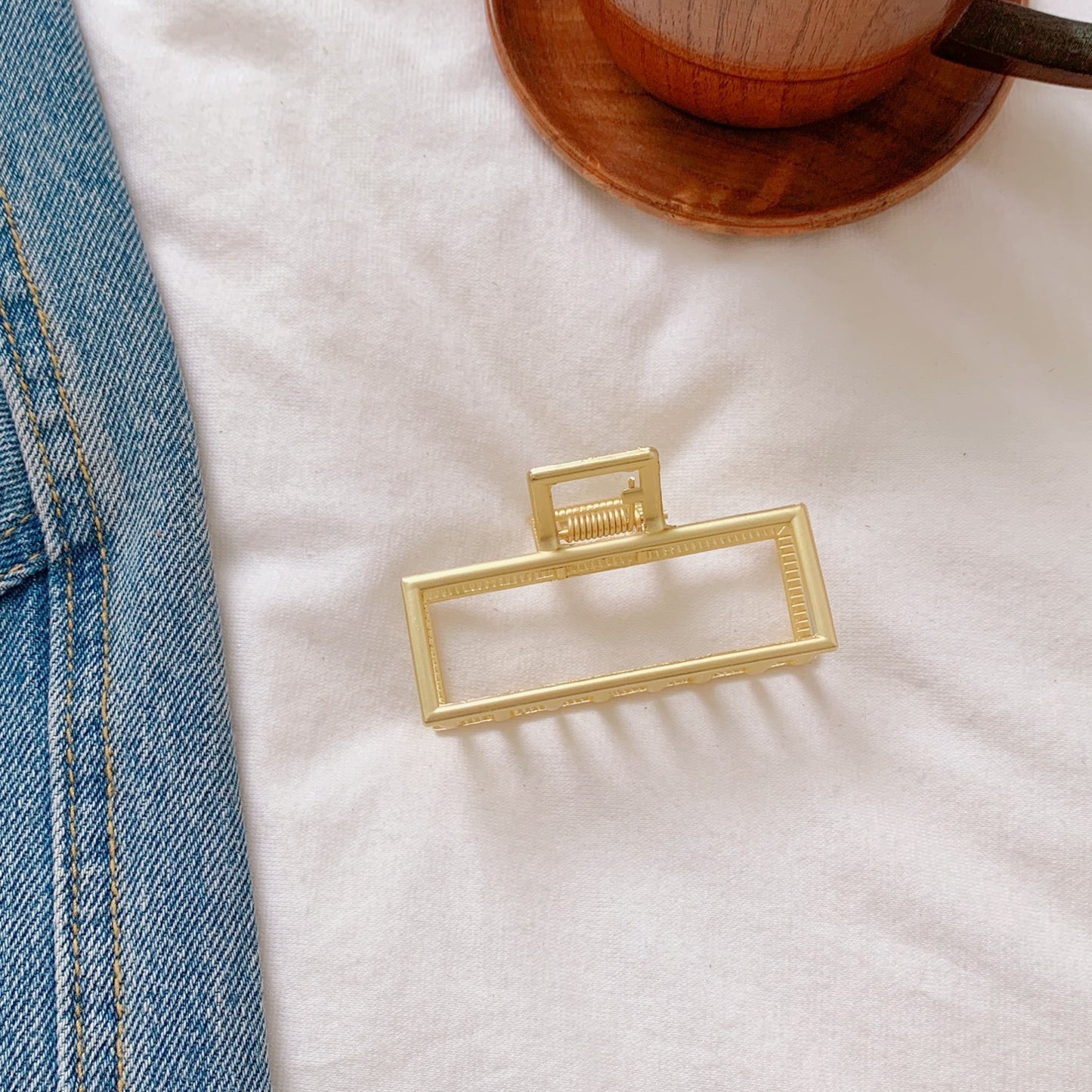 Domestic small metal shark clip - many types to choose from