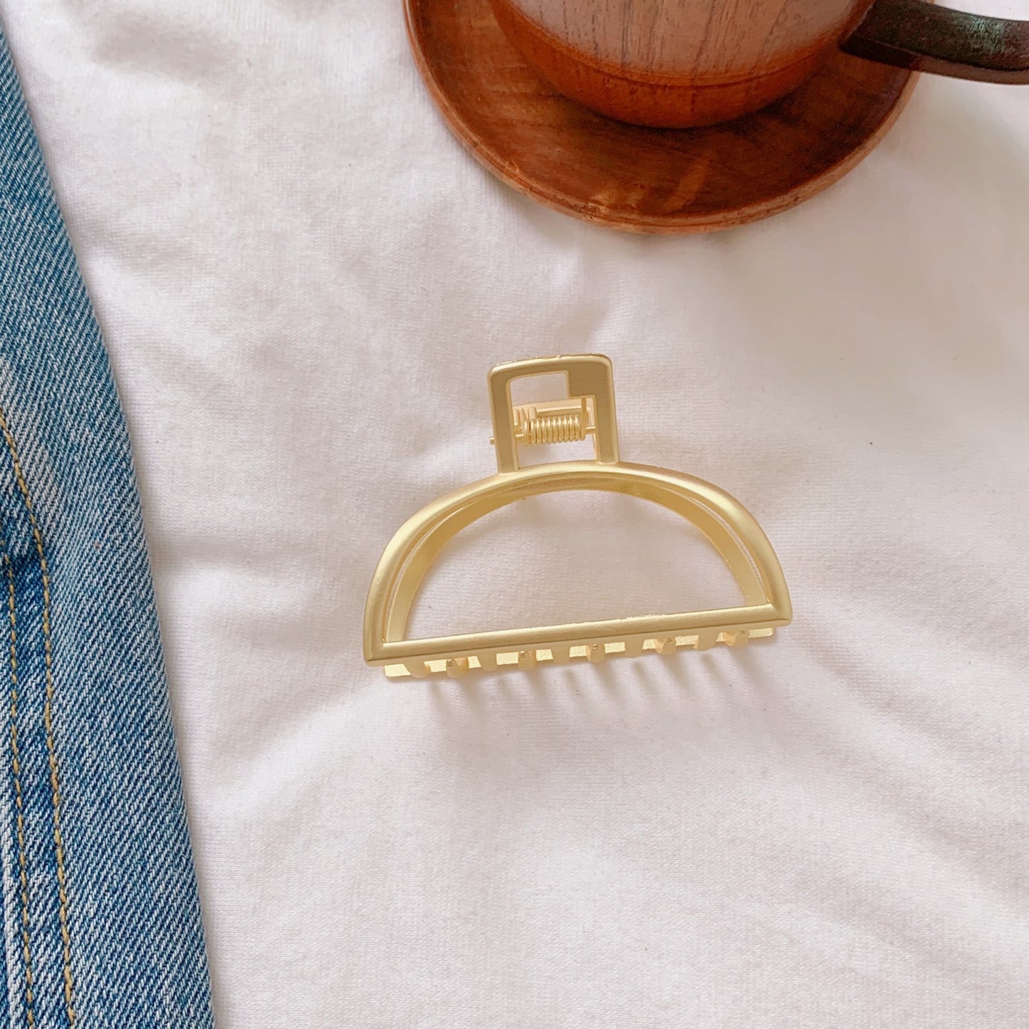 Domestic small metal shark clip - many types to choose from