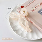 Domestic bow-shaped shark clip--multiple styles to choose from