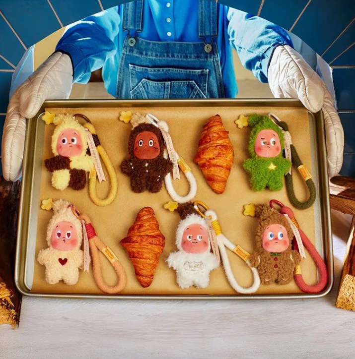 POP MART 星星人美味时刻系列-现烤小饼干毛绒挂件盲盒/明盒