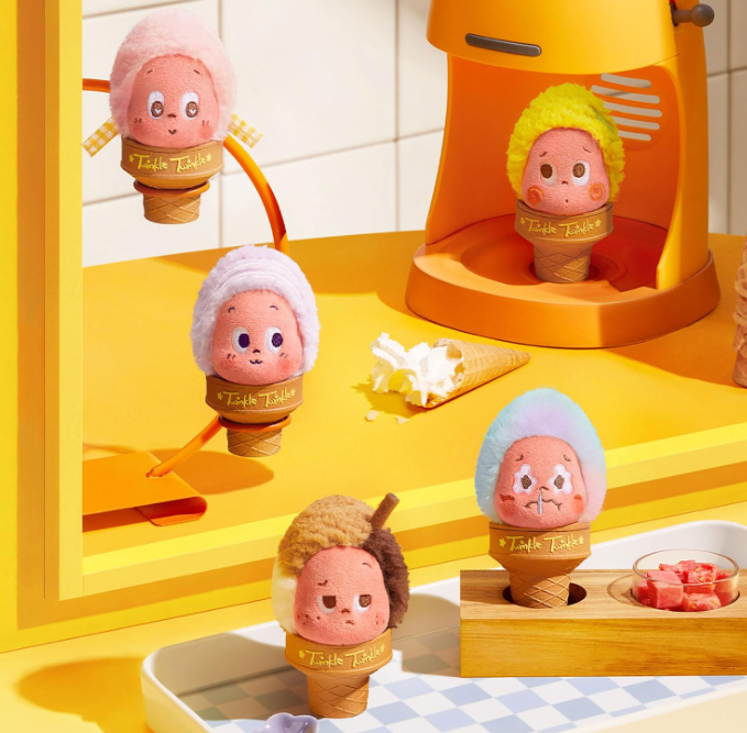 POP MART 星星人Moon Gelato Series-Ice Cream 挂件盲盒