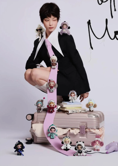 POP MART x θ Skullpanda Off Mode Series毛绒挂件盲盒