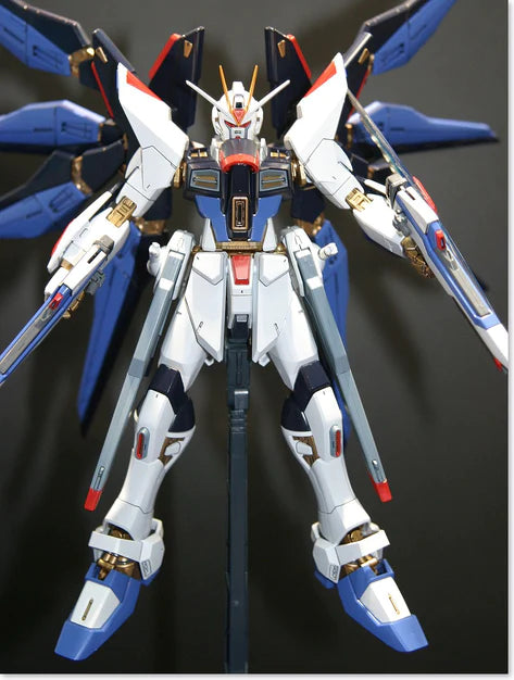 MASTER GRADE (MG) 1/100 ZGMF-X20A STRIKE FREEDOM GUNDAM