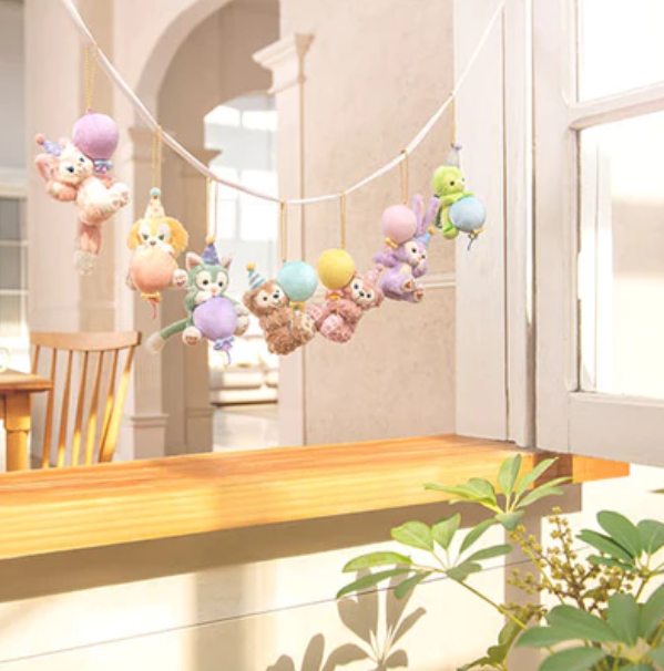 Tokyo Disney Daffy and Friends 40th Anniversary Series 2nd Star Dew Pendant