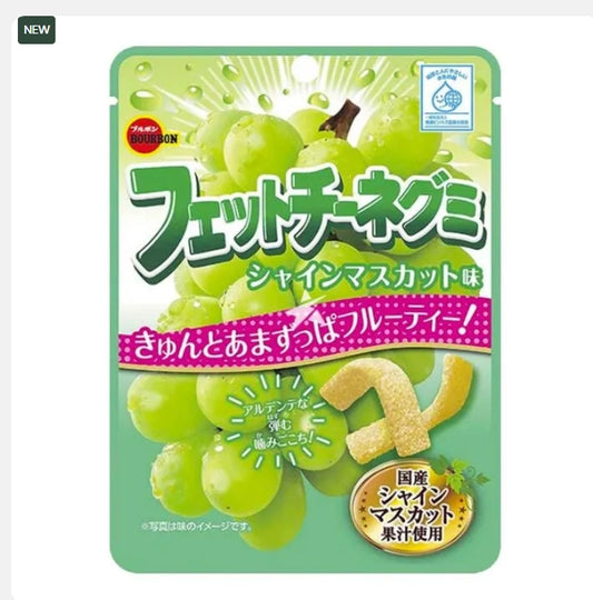 Japanese Bourbon Wide Noodle Soft Candy Fruit-Grape Flavor 47g