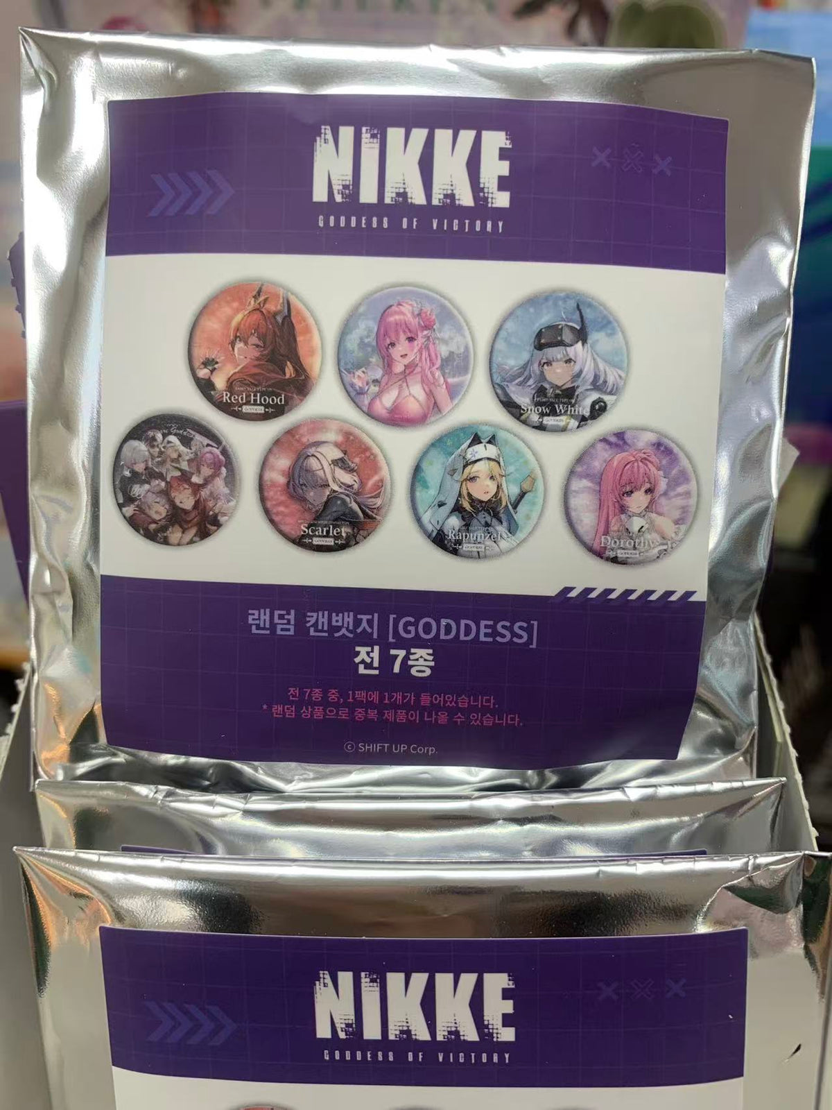 GODDESS OF VICTORY NIKKE胜利女神系列徽章盲盒