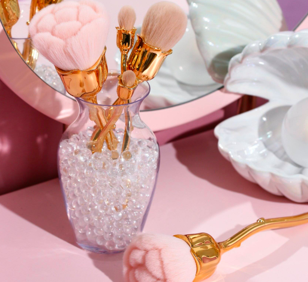 Japan FRANCFRANC ROSSA makeup brush set 