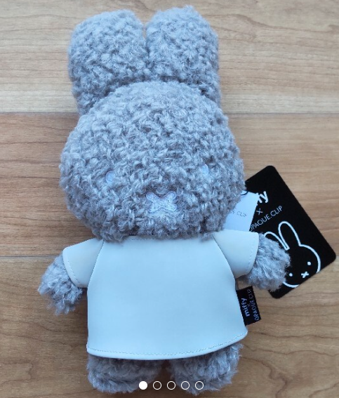 Japan OPAQUE.CLIP X Miffy cute pouch bag