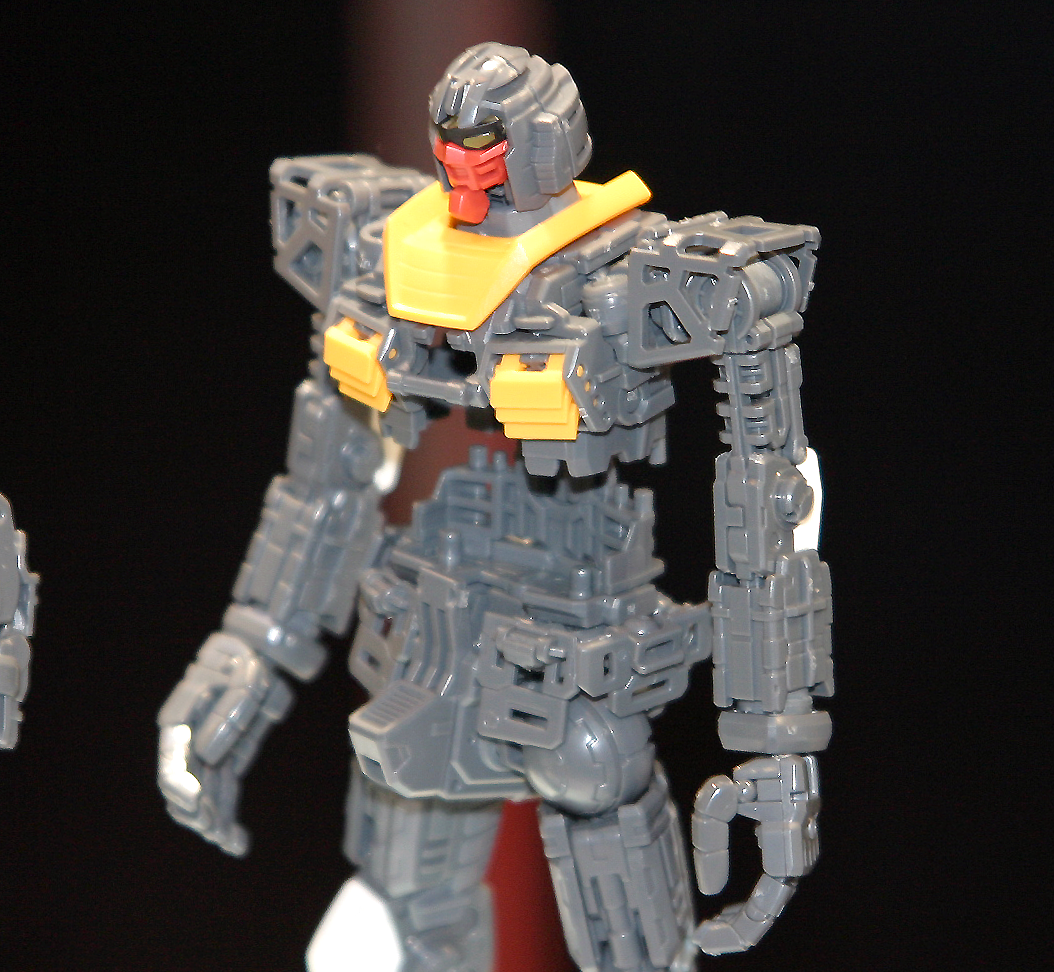 MASTER GRADE (MG) 1/100 RX-78-2 GUNDAM VER 2.0