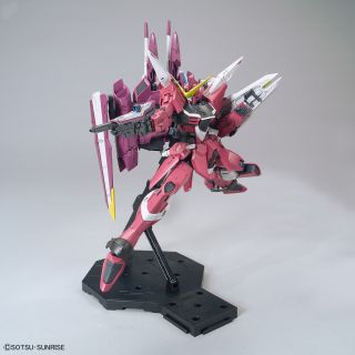 MASTER GRADE (MG) 1/100 ZGMF-X09A JUSTICE GUNDAM