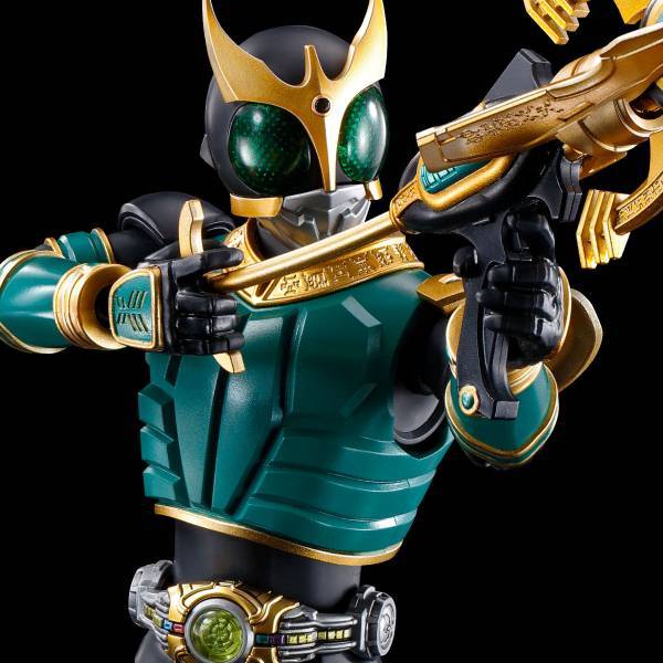 FIGURE-RISE STANDARD KAMEN RIDER KUUGA PEGASUS FORM/RISING PEGASUS