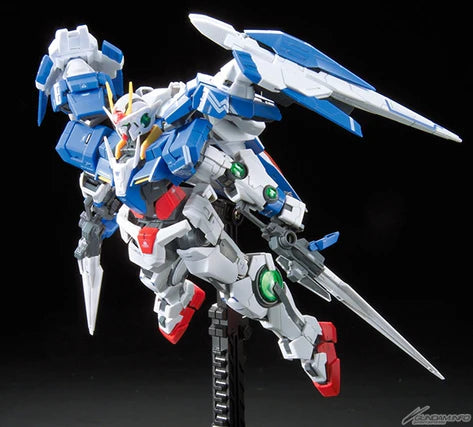 RG - Bandai - #18 00 RAISER GN-0000+GNR-010 GUNDAM