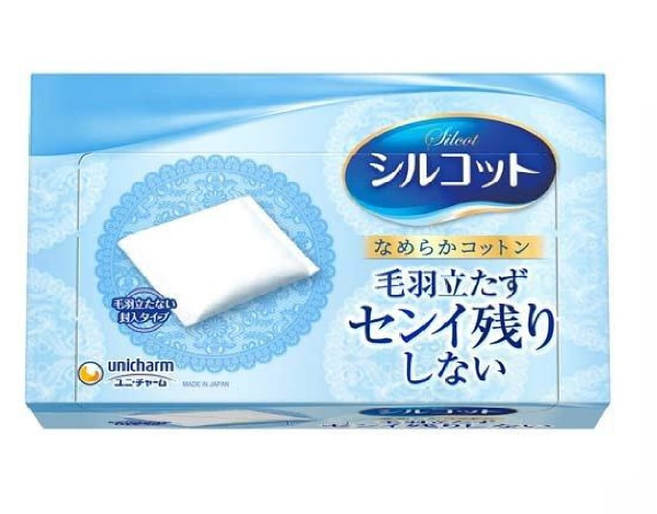 Unicharm Feather Makeup Cotton (82 pieces)