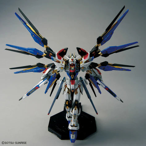 MG - Bandai - EXTREME (MGEX) 1/100 MGEX STRIKE FREEDOM GUNDAM